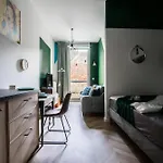 Close-central - Great Location- Praga&zabkowska Apartment