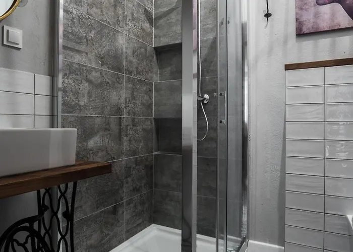 Close-central - Great Location- Praga&zabkowska Apartment